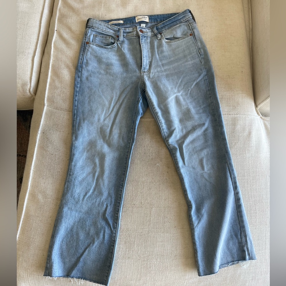 UNIVERSAL THREAD ANKLE BOOTCUT JEANS